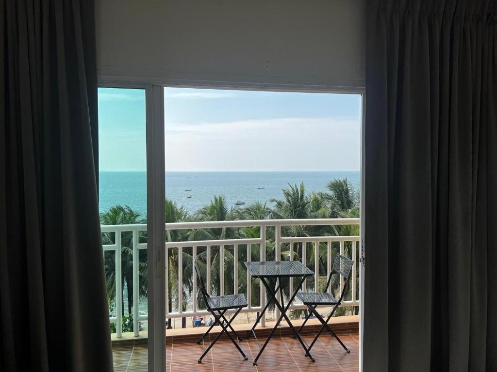 Nana Chat Bangsaen Hotel Si Racha Exterior foto